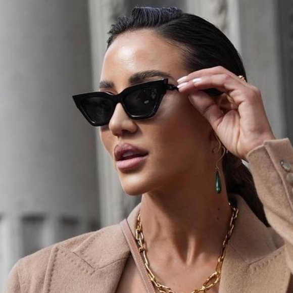 🦋 BLOGGERS FAVORITE 🦋 OFF-WHITE C/O VIRGIL ABLOH Nina Cat-Eye Sunglasses - Picture 11 of 14